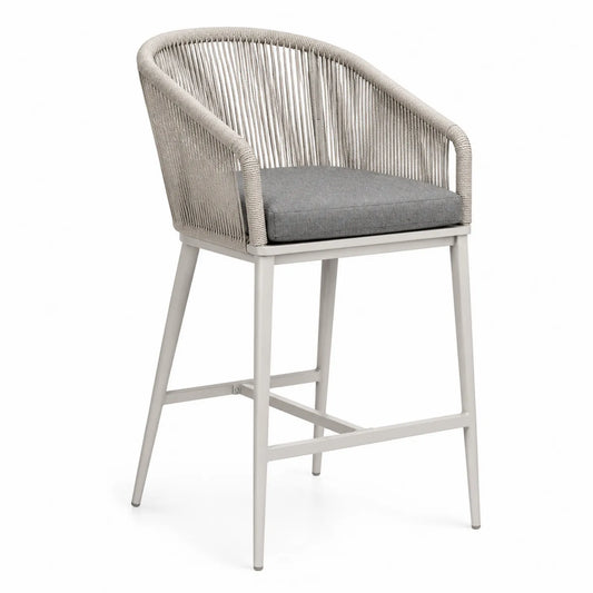 Silla de cuerda gris con estructura de aluminio para exterior